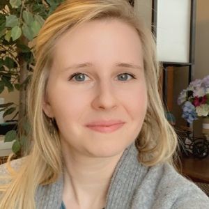 Meet your Posher, Laural